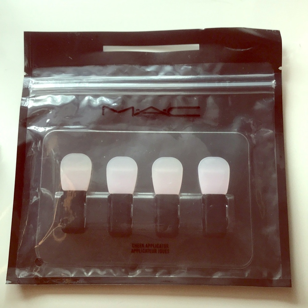 MAC - Blush Cheek Applicator